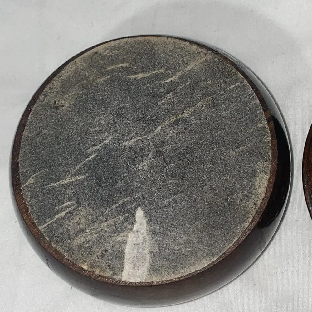 Small vintage round wooden case